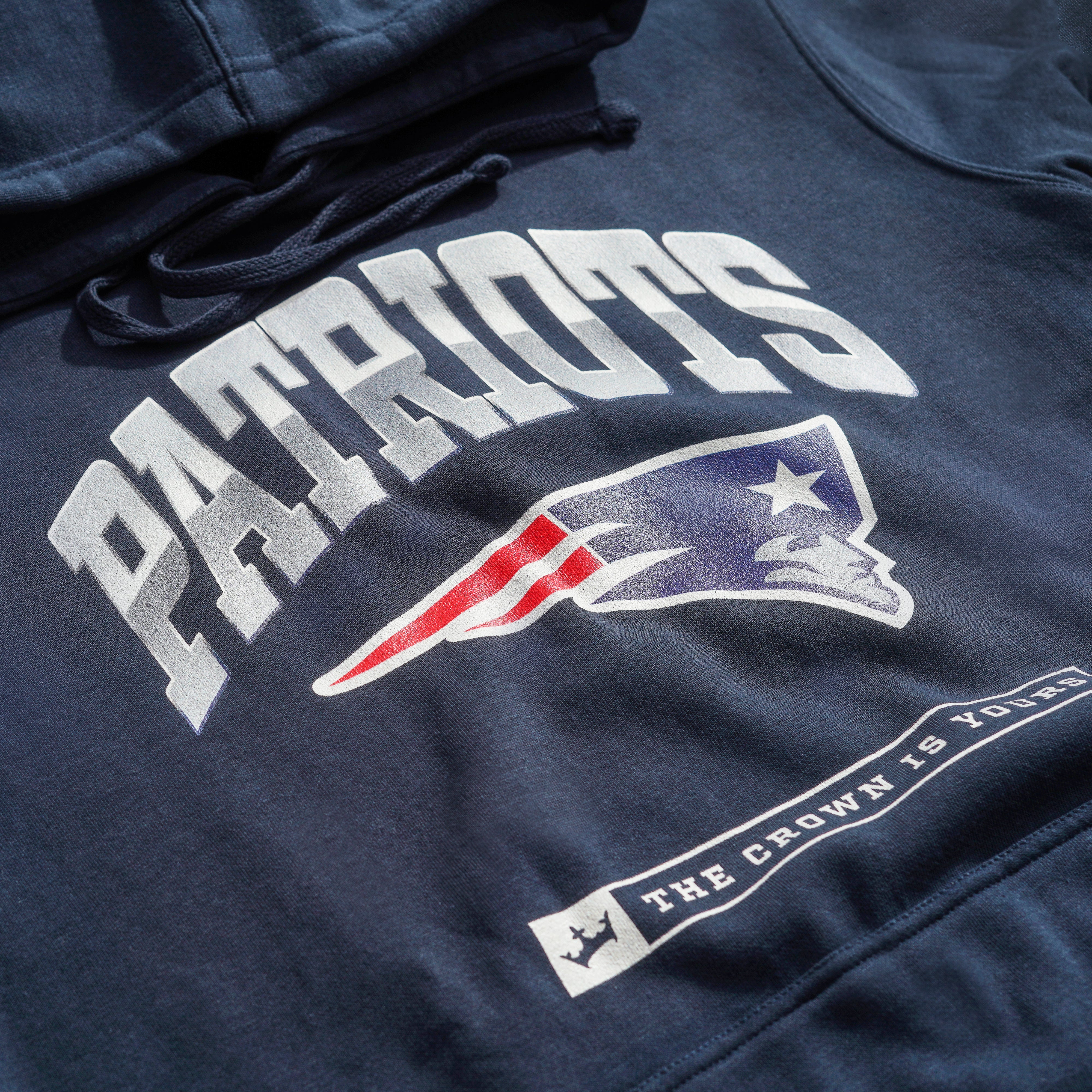 New England Patriots Crown Hoodie - Image 3
