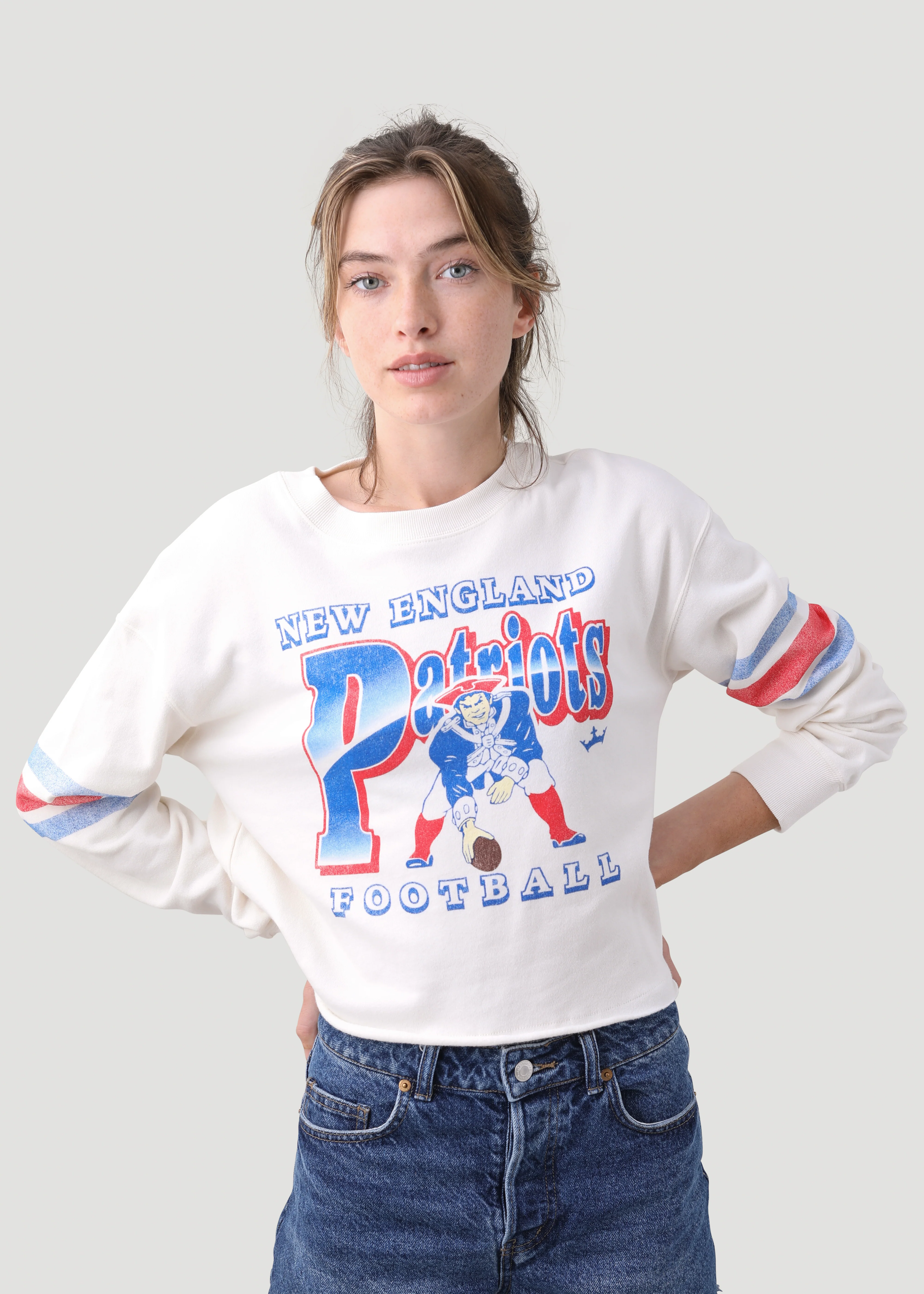 New England Patriots Junk Food Women's Kickoff Crop Crewneck - Image 5